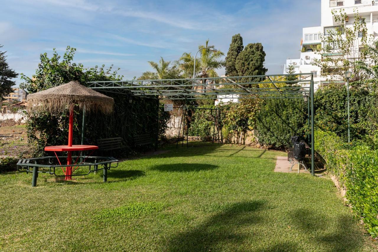 Blonzu Camerun Benalmádena Esterno foto